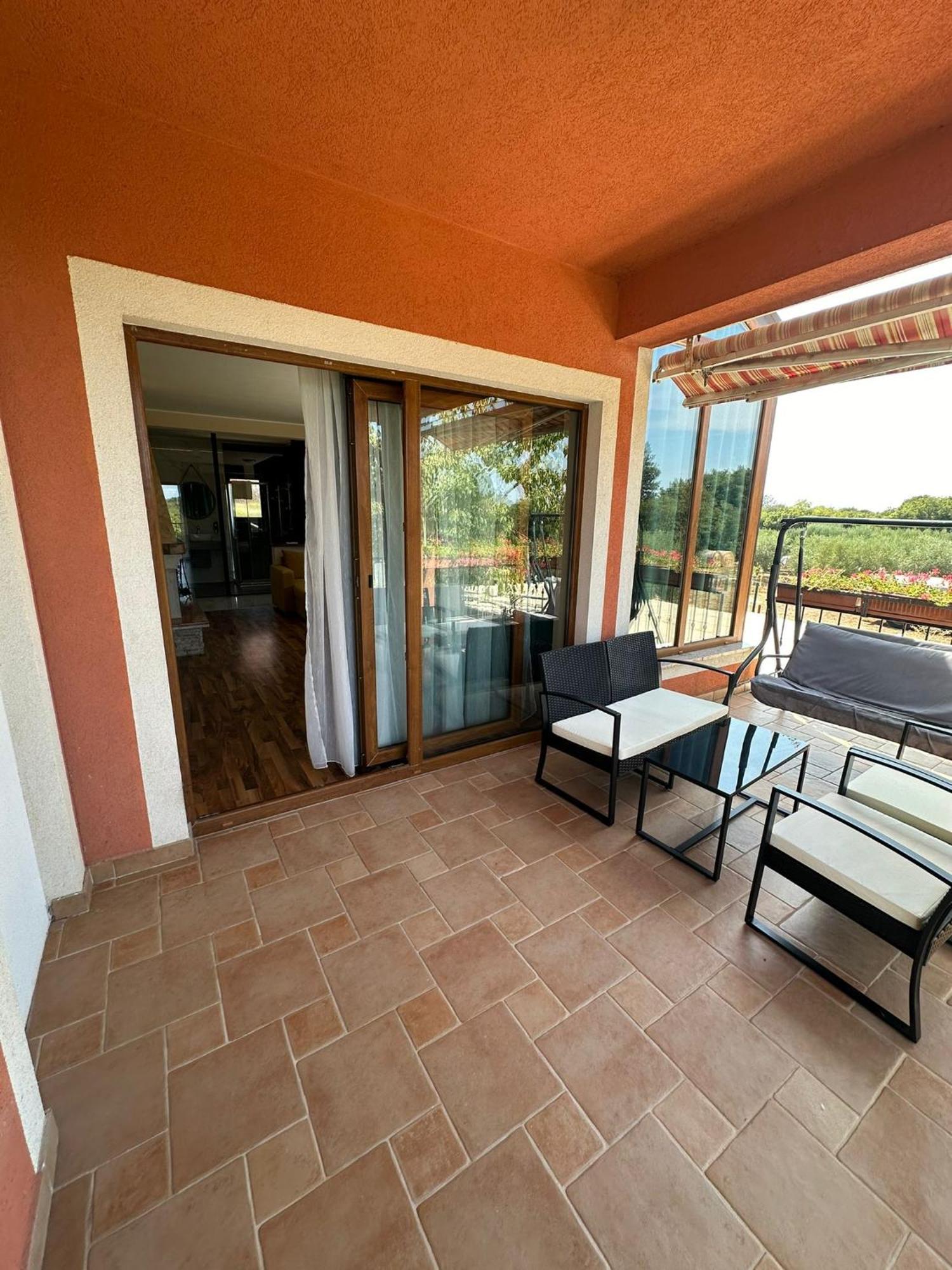 Hotel Natura Vilanija Exterior photo