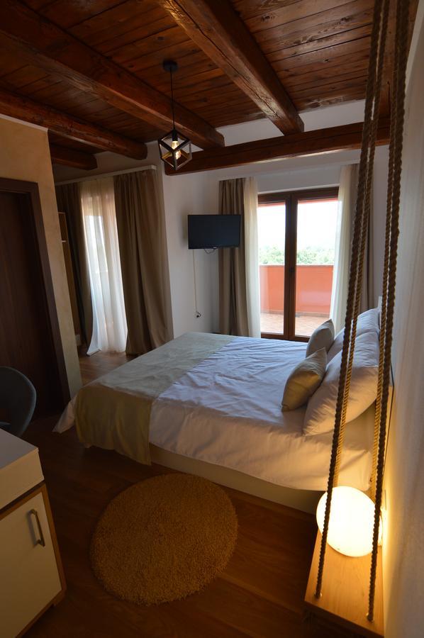 Hotel Natura Vilanija Exterior photo